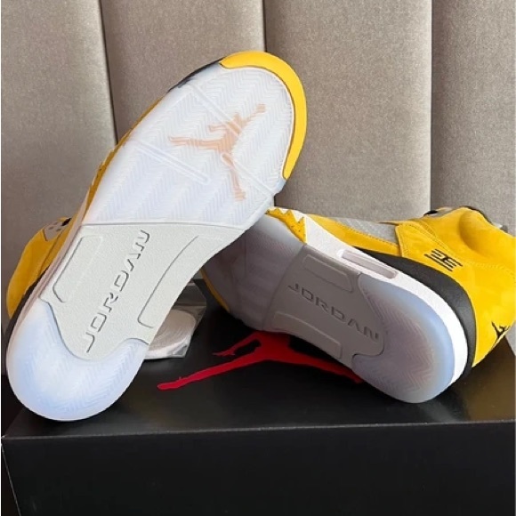 Jordan 5 Retro Tokyo T23 (2025) - Picture 7 of 7